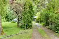 12587 23 AVENUE - thumbnail 2