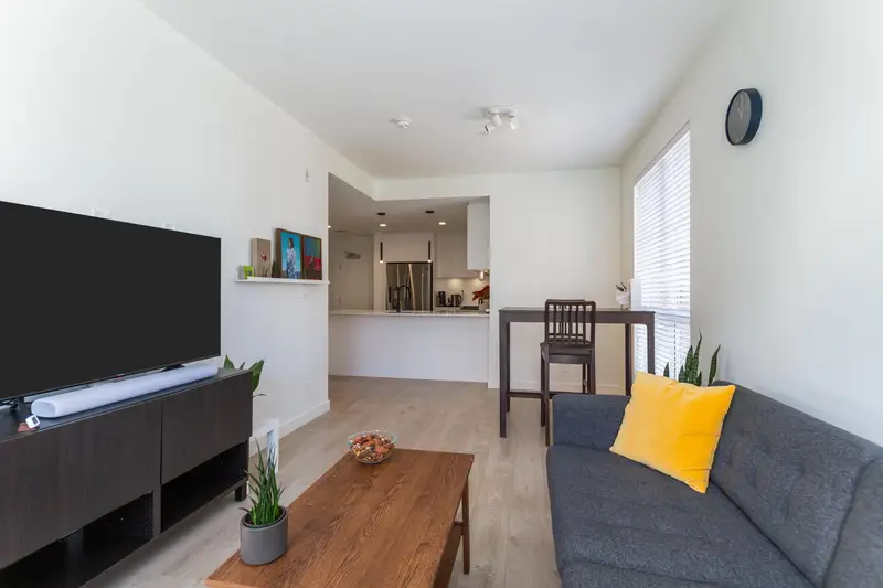 B308 20018 83A AVENUE - photo 2 of 22