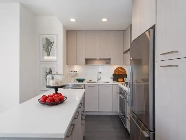 3108 518 CLARKE ROAD - photo 4 of 22