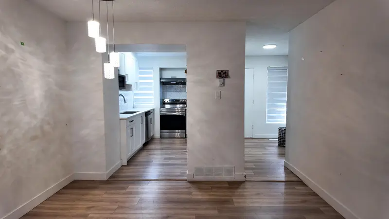 89 13776 CENTRAL AVENUE - photo 4 of 25