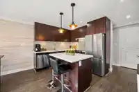 209 15735 CROYDON DRIVE - thumbnail 12