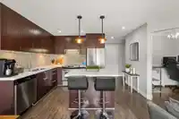 209 15735 CROYDON DRIVE - thumbnail 13