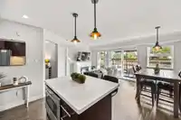 209 15735 CROYDON DRIVE - thumbnail 7