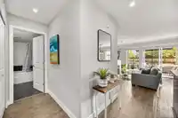 209 15735 CROYDON DRIVE - thumbnail 9