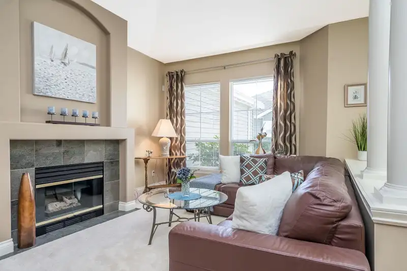 2 1711 140 STREET - photo 4 of 37