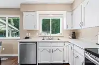 14450 19 AVENUE - thumbnail 12