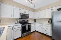 14450 19 AVENUE - thumbnail 10