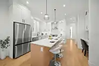 16706 16 AVENUE - thumbnail 4