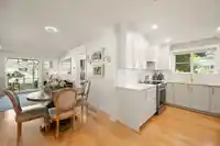 203 15621 MARINE DRIVE - thumbnail 11