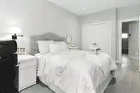 110 2853 HELC PLACE - thumbnail 14