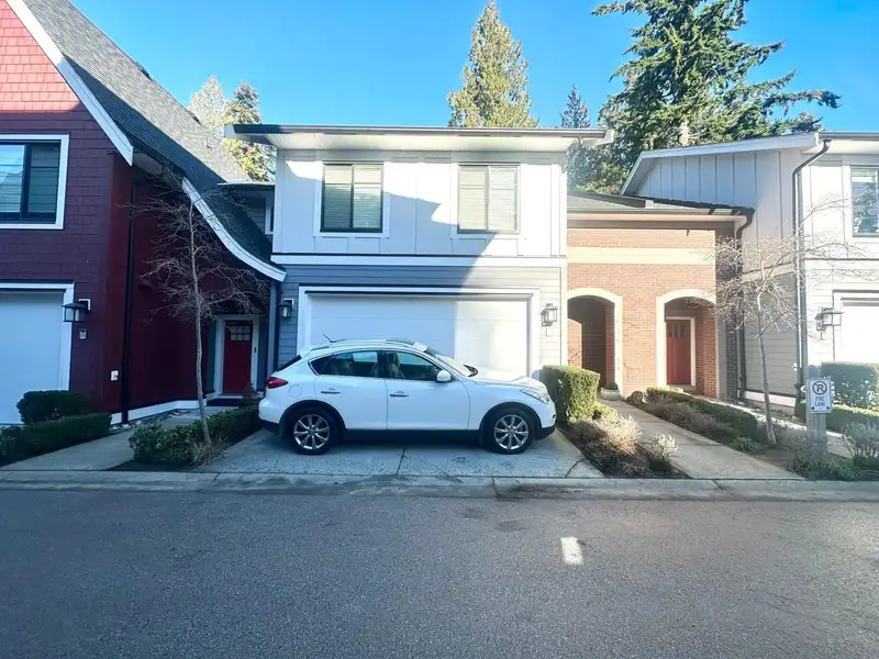 110 2853 HELC PLACE - photo 3 of 40