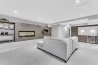 110 2853 HELC PLACE - thumbnail 21