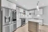 110 2853 HELC PLACE - thumbnail 5