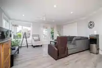 976 PARKER STREET - thumbnail 22