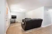 976 PARKER STREET - thumbnail 32