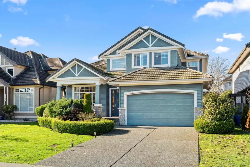 7321 146 STREET - photo 2 of 25