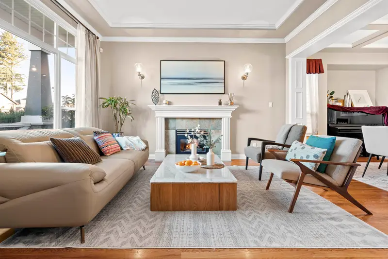 7321 146 STREET - photo 4 of 25