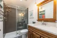 859 HABGOOD STREET - thumbnail 23