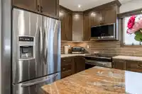 859 HABGOOD STREET - thumbnail 7