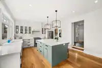 15682 THRIFT AVENUE - thumbnail 9