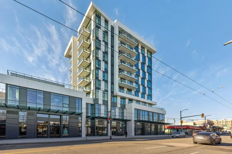 606 8415 GRANVILLE STREET - photo 2 of 25