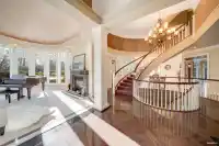 15783 COLLINGWOOD CRESCENT - thumbnail 3