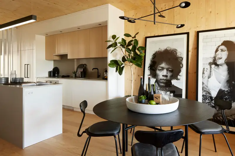 316 310 SALTER STREET - photo 1 of 24