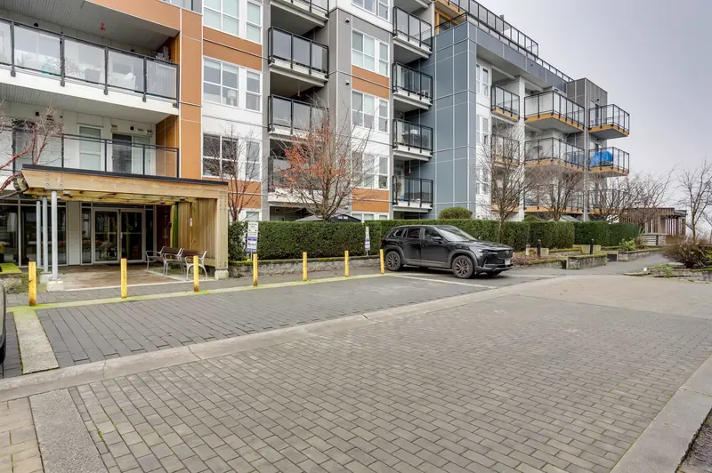 608 10177 RIVER DRIVE - photo 2 of 25