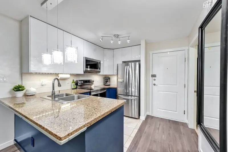 PH6 2373 ATKINS AVENUE - photo 4 of 25