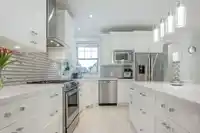 17447 0A AVENUE - thumbnail 9