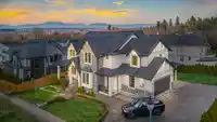2892 164 STREET - thumbnail 1