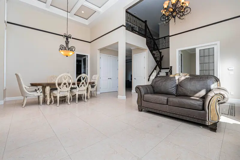 10931 MADDOCKS ROAD - photo 4 of 25