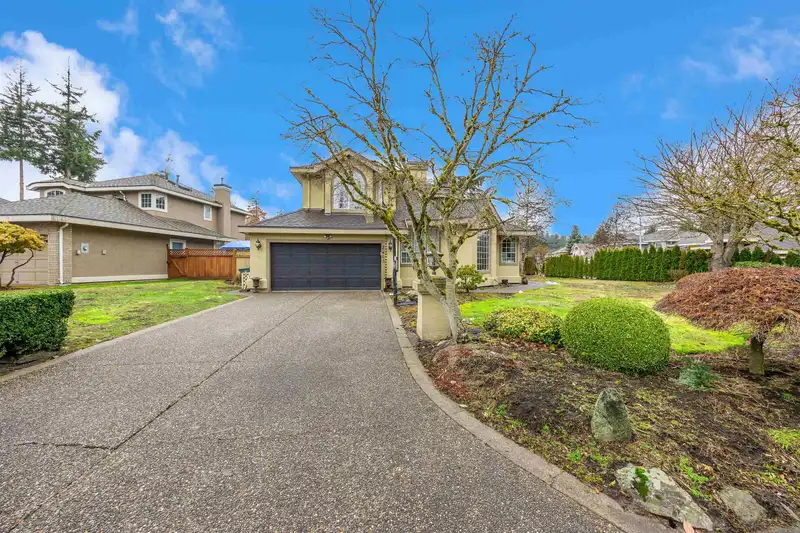 2443 150 STREET - photo 2 of 38