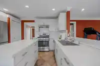 2443 150 STREET - thumbnail 22
