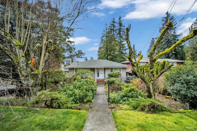 4850 PORTLAND STREET - photo 1 of 25