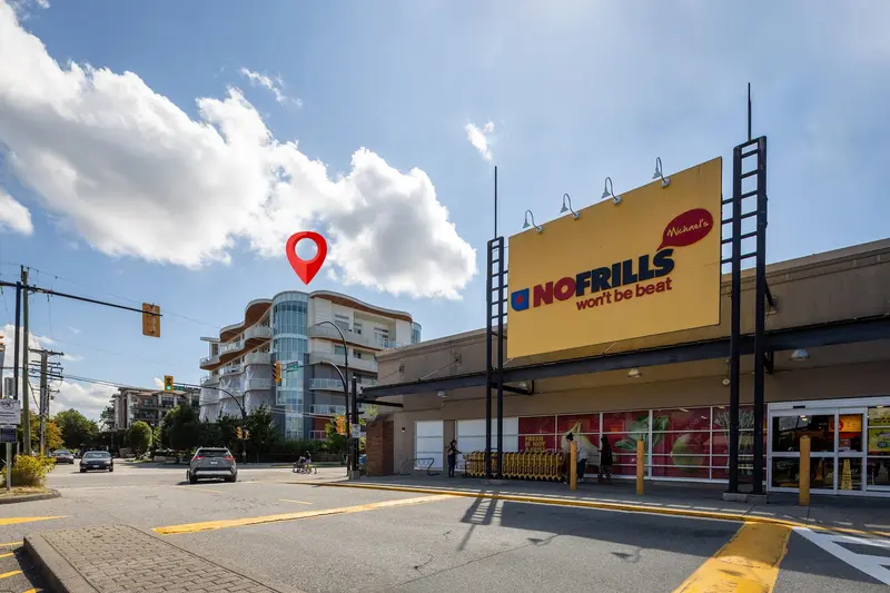 502 20416 PARK AVENUE - photo 3 of 25