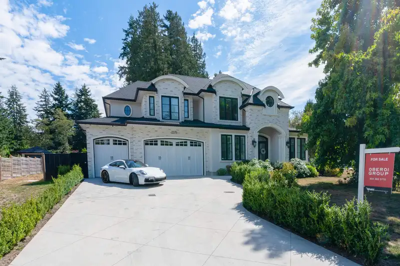 2376 129A STREET - photo 2 of 32