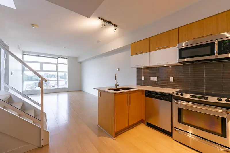 512 10020 DUNOON DRIVE - photo 1 of 23