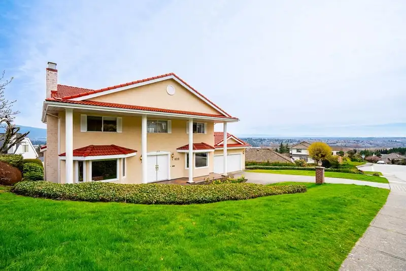 622 CLEARWATER WAY - photo 1 of 25