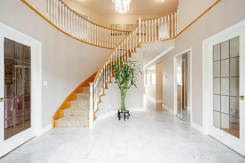 622 CLEARWATER WAY - photo 4 of 25