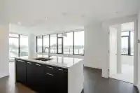 610 1588 JOHNSTON ROAD - thumbnail 4