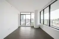 610 1588 JOHNSTON ROAD - thumbnail 5