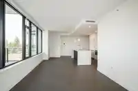 610 1588 JOHNSTON ROAD - thumbnail 8