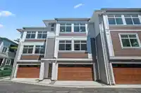 54 2528 156 STREET - thumbnail 1