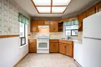 201 14957 THRIFT AVENUE - thumbnail 14