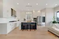 16778 20A AVENUE - thumbnail 15