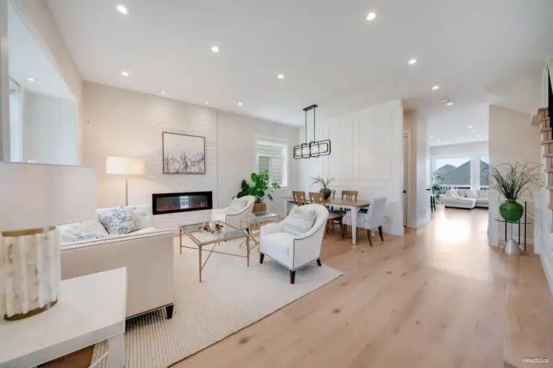 16778 20A AVENUE - photo 3 of 40