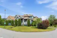14708 31A AVENUE - thumbnail 2