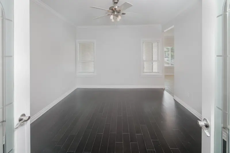 13479 98A AVENUE - photo 4 of 18