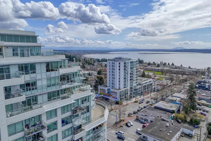 1502 1441 JOHNSTON ROAD - photo 4 of 16